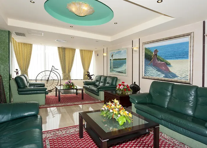 Y 4* Παγκουέρα