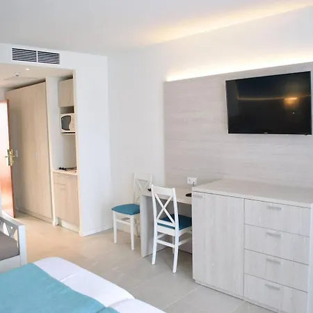 Y Aparthotel