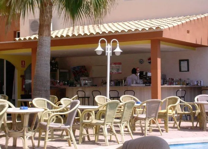 Y Lägenhetshotell 4*