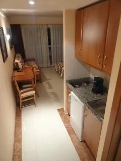 Lägenhetshotell Y Paguera Peguera