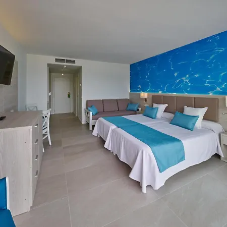 Apartahotel Y 4*