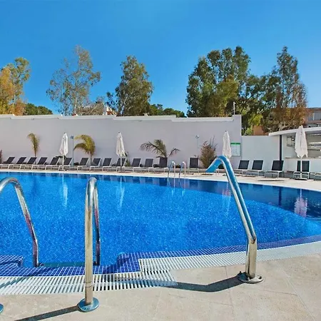 Apart Otel Y Peguera