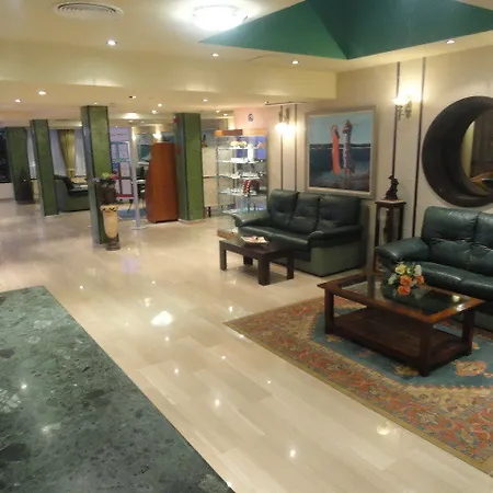 Y Apartahotel Peguera