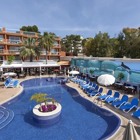 Y Aparthotel 4*
