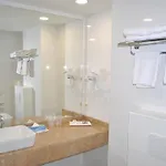 Apartahotel Y 4*